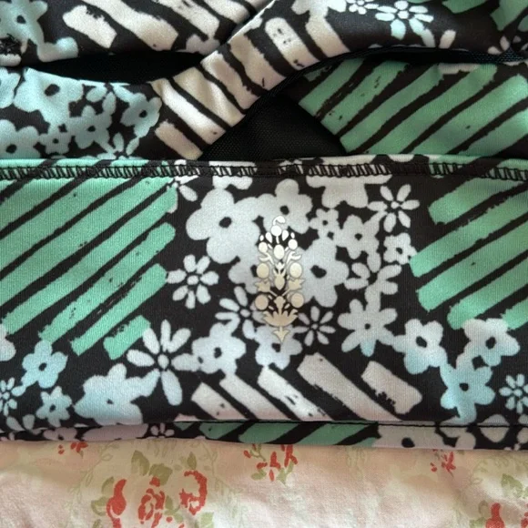 Free People Movement Floral Sport Bra XS - Picture 3 of 4